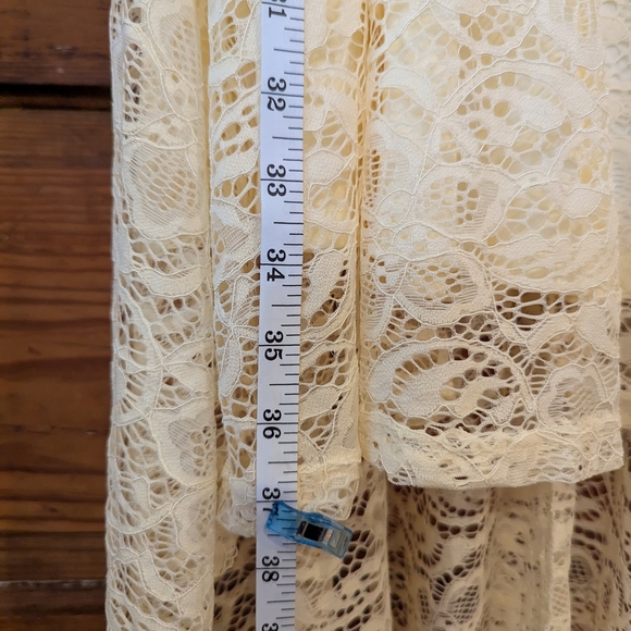 Yellow Sweetheart Neckline Sleeveless Midi Sundress - Picture 5 of 10